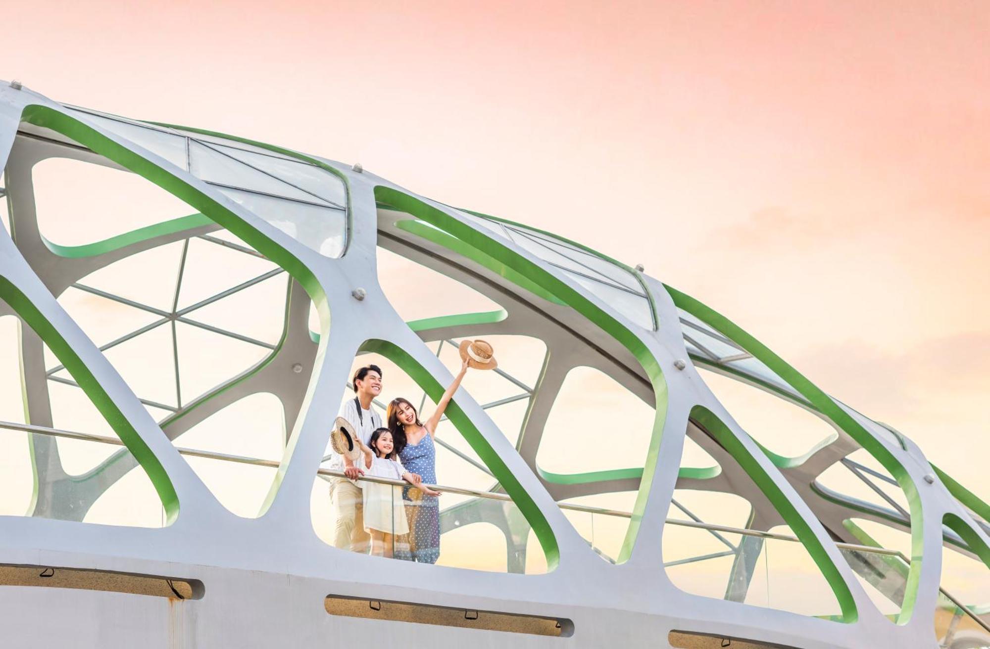Vinpearl Resort & Spa דואונג דונג מראה חיצוני תמונה The Skywalk